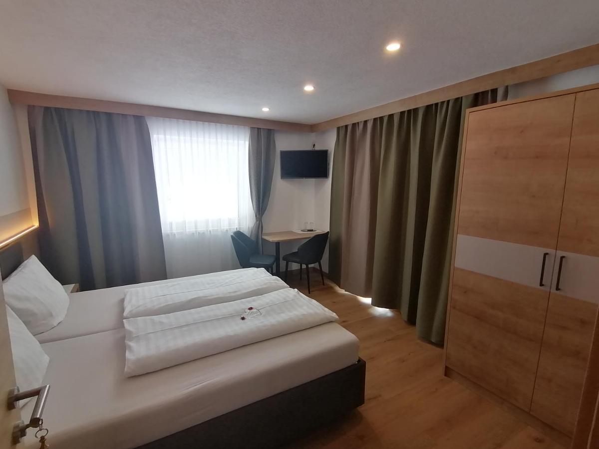 Gaestehaus Holaus マイヤーホーフェン エクステリア 写真